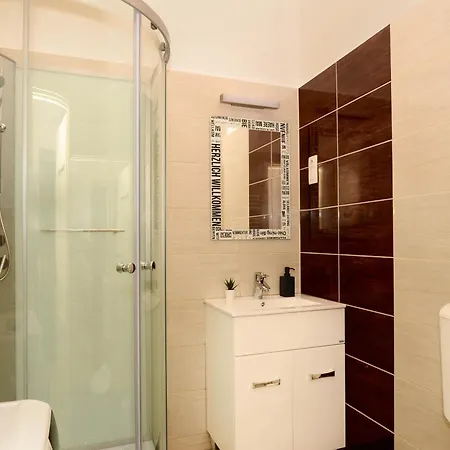 Big 3br Bathr W Ac At Gozsdu *