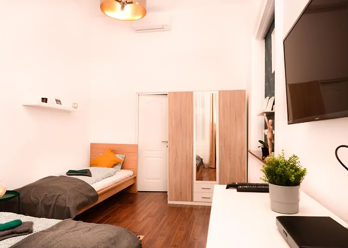 Big 3br Bathr W Ac At Gozsdu شقة *