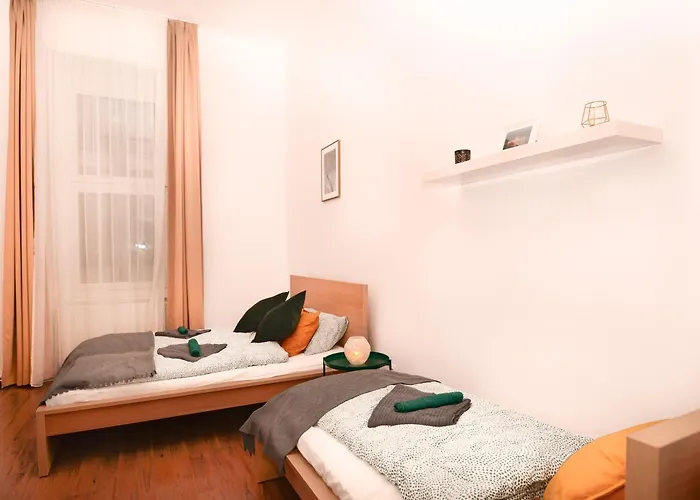 Big 3br Bathr W Ac At Gozsdu شقة
