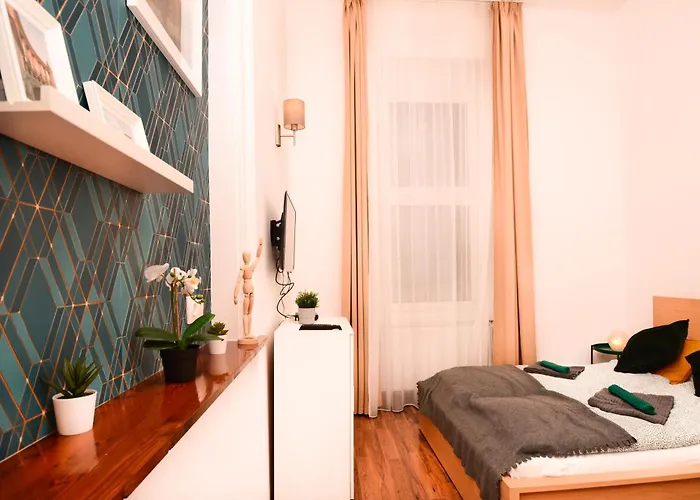 Big 3br Bathr W Ac At Gozsdu *