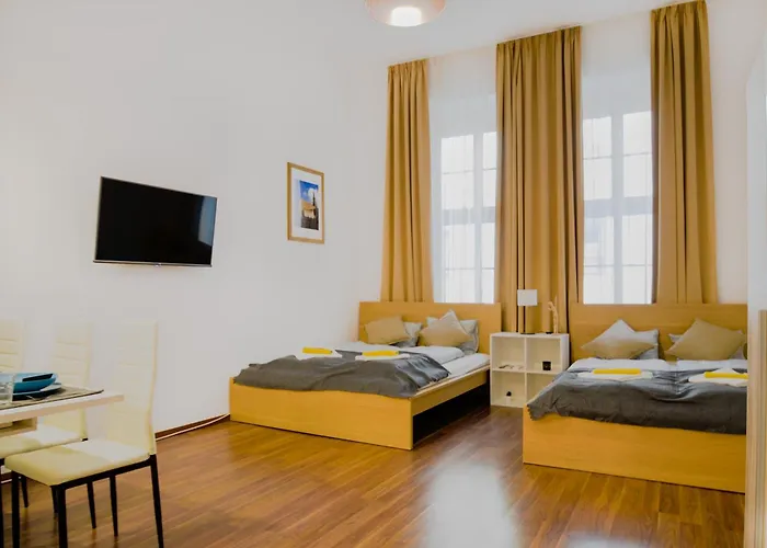 Big 3br Bathr W Ac At Gozsdu *